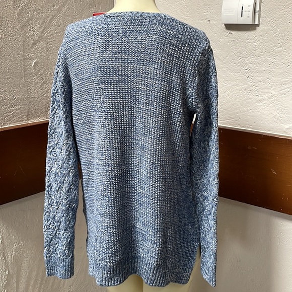 Jeanne Pierre- ladies  crochet sweater - Picture 3 of 5